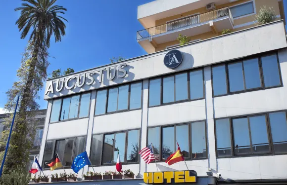 奧古斯都酒店