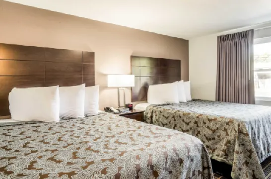 米德爾伯勒普利茅斯羅德威旅館