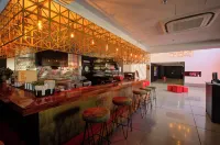 Radisson Red Campinas - bar
