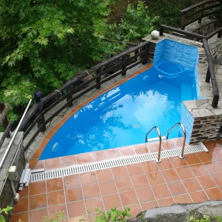 Viraggas Traditional Hotel