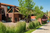 49'er Inn & Suites