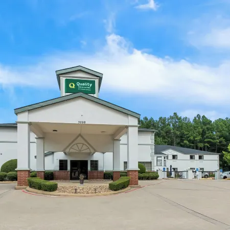 Quality Inn & Suites Kilgore-Longview Отели в г. Грегг
