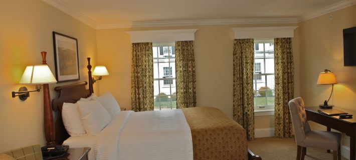 Publick House Historic Inn and Country Motor Lodge Hotels in Worcester County