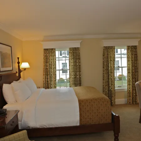 Publick House Historic Inn and Country Motor Lodge