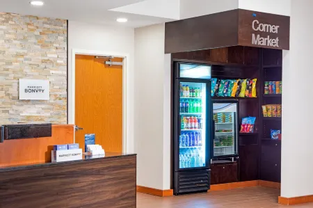 Fairfield Inn & Suites Toronto Mississauga