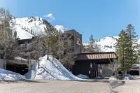 Red Wolf Lodge at Olympic Valley