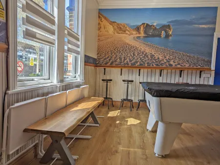 Jurassic Bay Holidays Отели рядом с достопримечательностью «Уэймут Бич»