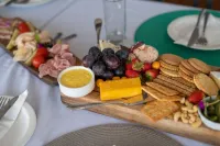 Issaquena Heights Boutique Hotel - breakfast