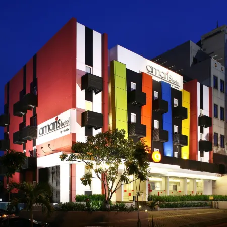 Amaris Hotel Panglima Polim Отели рядом с достопримечательностью «Блок М»