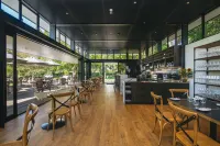 The Marlborough - bar