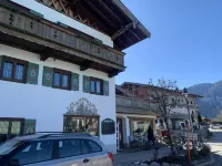 Haus Kaiser Hotels in Tegernsee