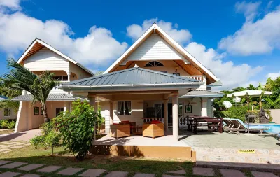 Villa Aya