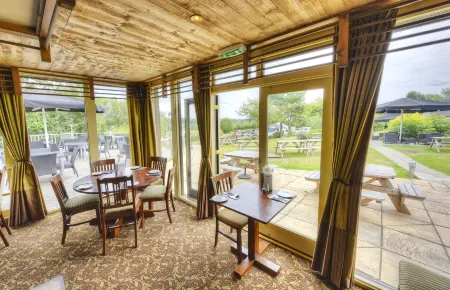 Narrowboat at Weedon Отели в г. Флор