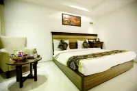 The Grand Radiant Hotels near 1857 Memorial Museum