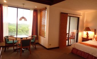 Cliffside View Hotel