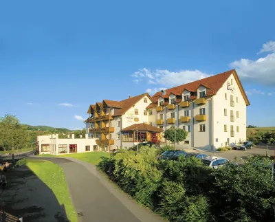 Panorama-Hotel Am See Hotels in der Nähe von Kloster der armen Schulschwestern
