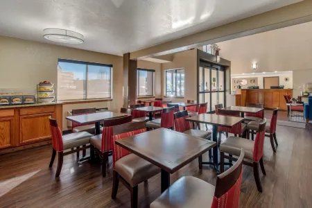 Comfort Inn Denver Southeast Area Отели рядом с достопримечательностью «Медикал Сентер оф Орора»