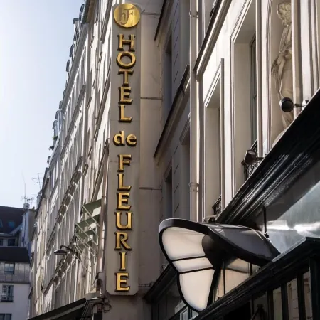 Hotel de Fleurie - Saint-Germain-Des-Pres Отели рядом с достопримечательностью «6-й округ: Сен-Жермен»