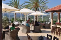 Castri Village Hotel Hotels in Vigla