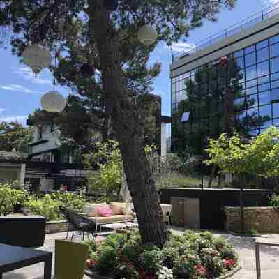 Appart hôtel La Girafe Marseille Est Hotel Exterior
