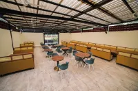 Lake Valley Resort and Spa Tirupati, 27 Kms from Talakona Waterfall - Aamiainen