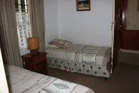 Trackers Inn Hotels in Graaff-Reinet