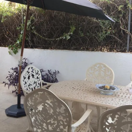 Zhimbad B&B by the Sea