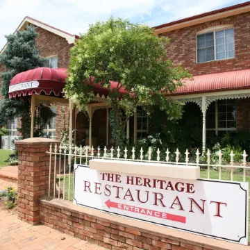 Australian Heritage Motor Inn