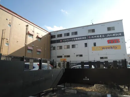 BK WEEKLY MANSION & HOTEL Отели рядом с достопримечательностью «Университет Вакаяма»