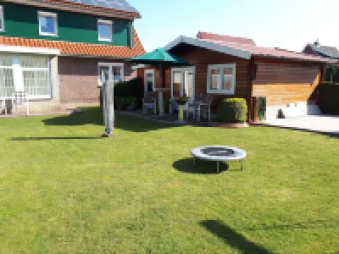 Familienurlaub in Ostfriesland für Max 7 Pers in 2 Wohnungen, Auch Einzeln Wohnungen Hotels in Holtriem