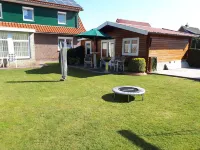 Familienurlaub in Ostfriesland für max 7 Pers in 2 Wohnungen, auch Einzeln Wohnungen Hotels in der Nähe von Ewiges Meer