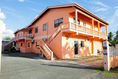 Lesville Tobago - Pools