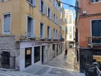Albergo San Marco Hotels near St Mark's Campanile