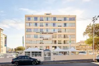 퍼스트 그룹 마운트 시에라  호텔