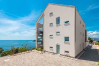 Residence Delta - Pools