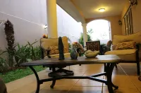 Deluxe Property in Cariari Hotels in Pozos