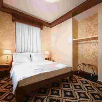 Historic Boutique Hotel Cattaro Rooms