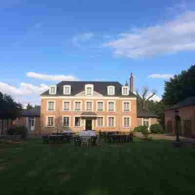 Hotel Les Champs Hotel Exterior