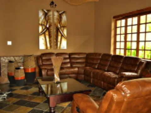 Amaka Private Game Reserve and Safaris Hotel di Ladysmith