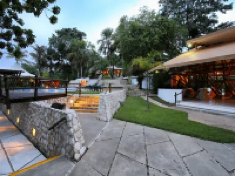 Villa Maya Hotels in Flores