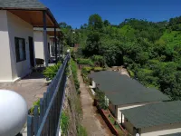 Suryavilas Luxury Resort & Spa - Mountain view