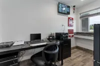 Extended Stay Gun Barrel City