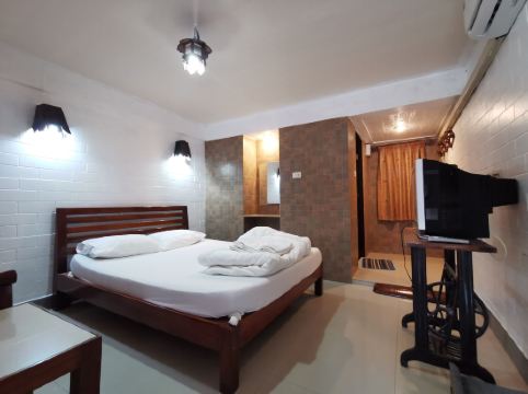 บ้านล้านนารีสอร์ท
