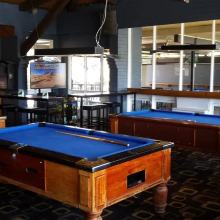 Lake Jindabyne Hotel