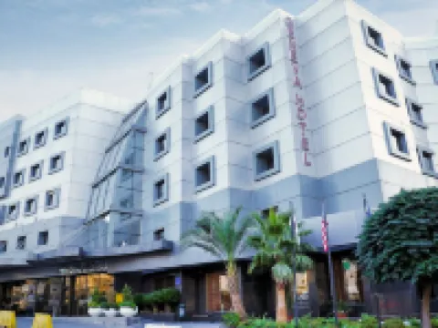 Geneva Hotel Hotels near Royal Automobile Museum