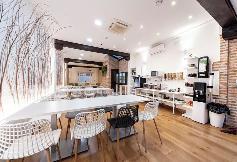 비즈카이노스 홈 어웨이 조식