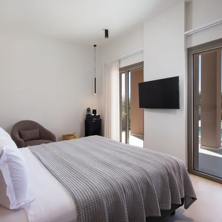 Reveli Suites