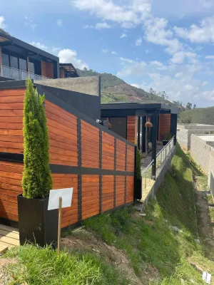 Montecielo Hosting Guatape Hotels in El Penol
