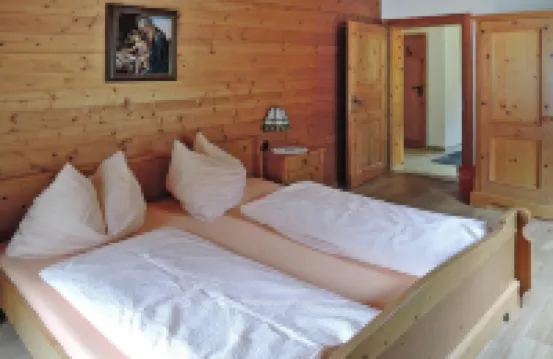 靠近大鐘山路的富施公寓 大格洛克納山道旁富施酒店