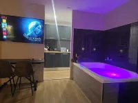 Appart Hotel Spa Perpignan - Hot Tub
